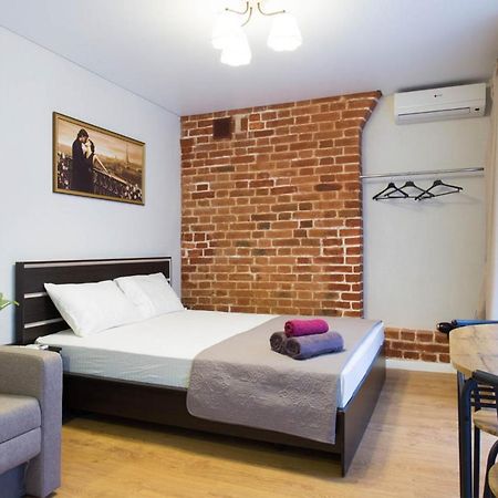 Cozy Studio In The City Center - Mykoly Khvylovoho Str 5-1 Harkiv Exterior foto