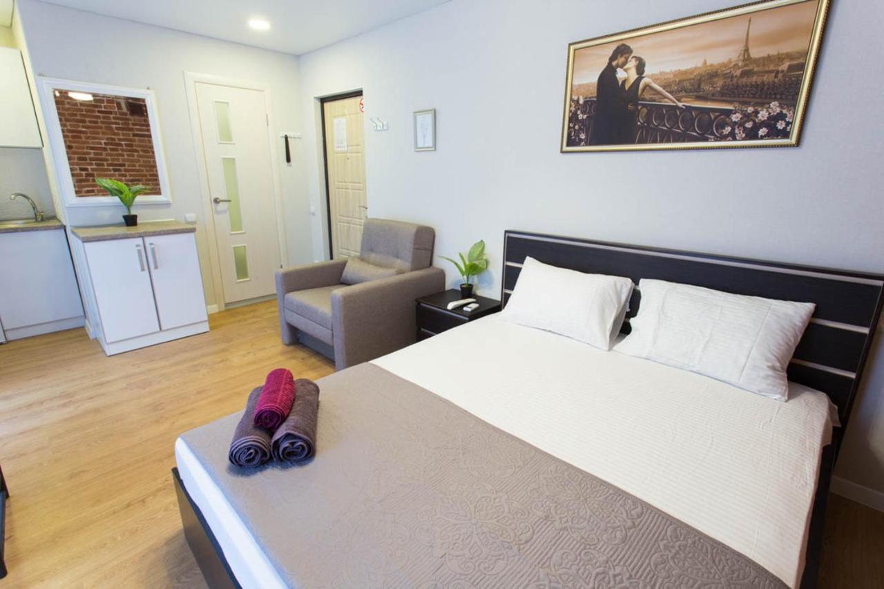 Cozy Studio In The City Center - Mykoly Khvylovoho Str 5-1 Harkiv Exterior foto